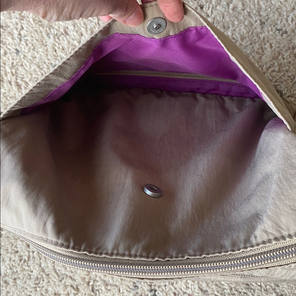 Baggallini Tan Crossbody Bag - Picture 5 of 9